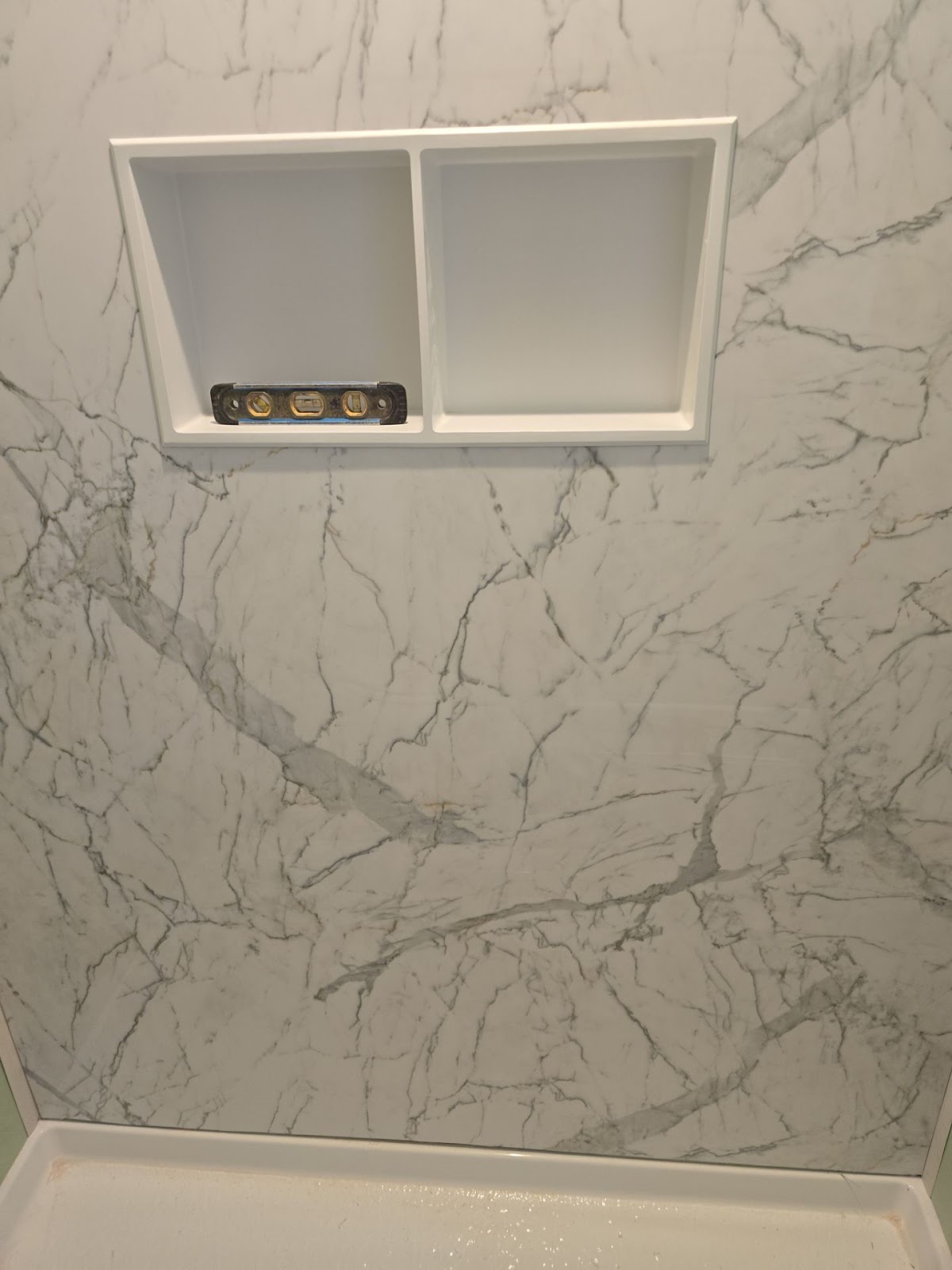 Marble shower niche detail